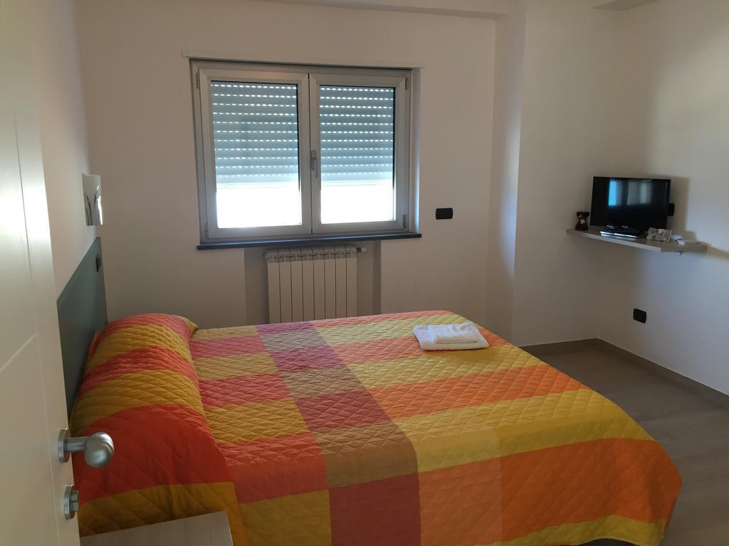 Appartamento Pettinato Pizzo  Kamer foto